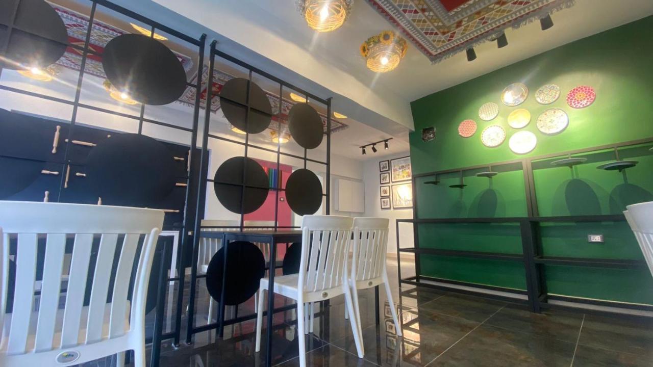 Amman Trail Hotel & Studios Exteriör bild
